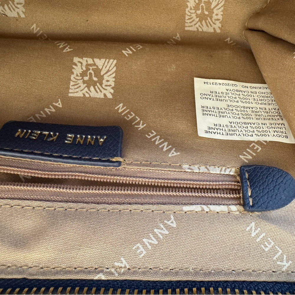 Anne Klein Dark Blue and Beige Crossbody Bag - Picture 12 of 12